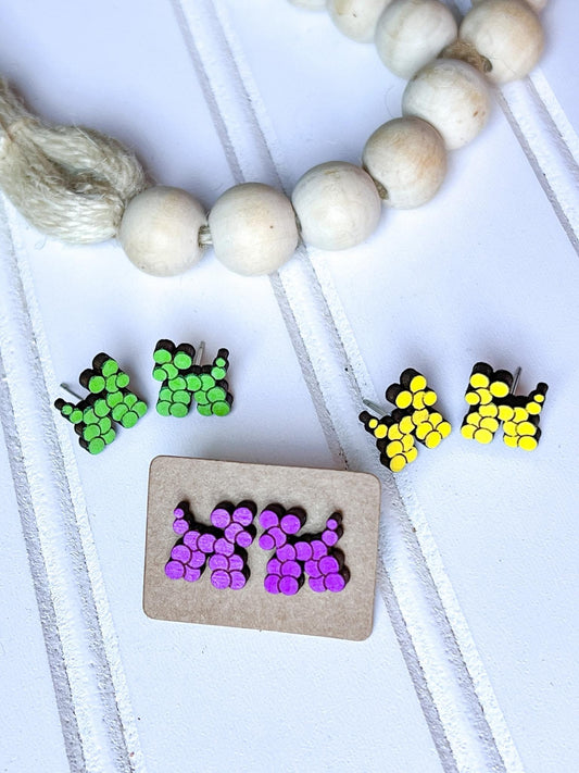 Bead Dog Stud earrings
